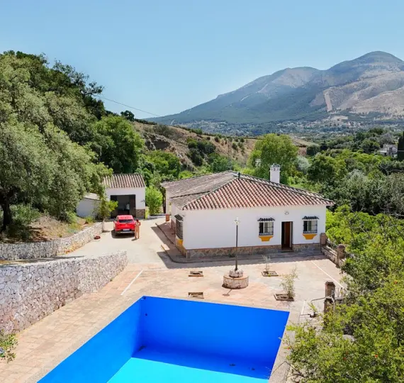 Venta de villa independiente en Alhaurín el Grande