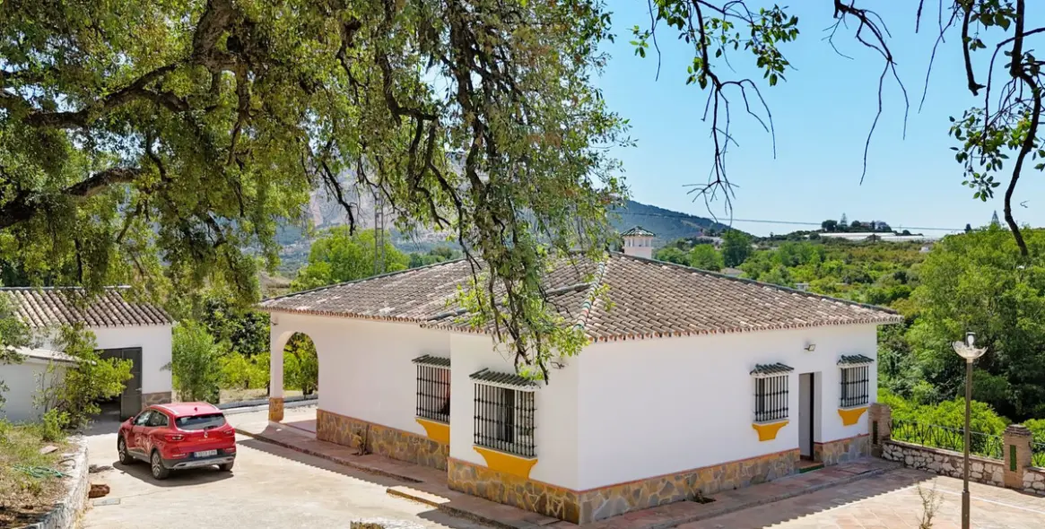 Продажа  отдельно стоящей виллы в Alhaurín el Grande 6
