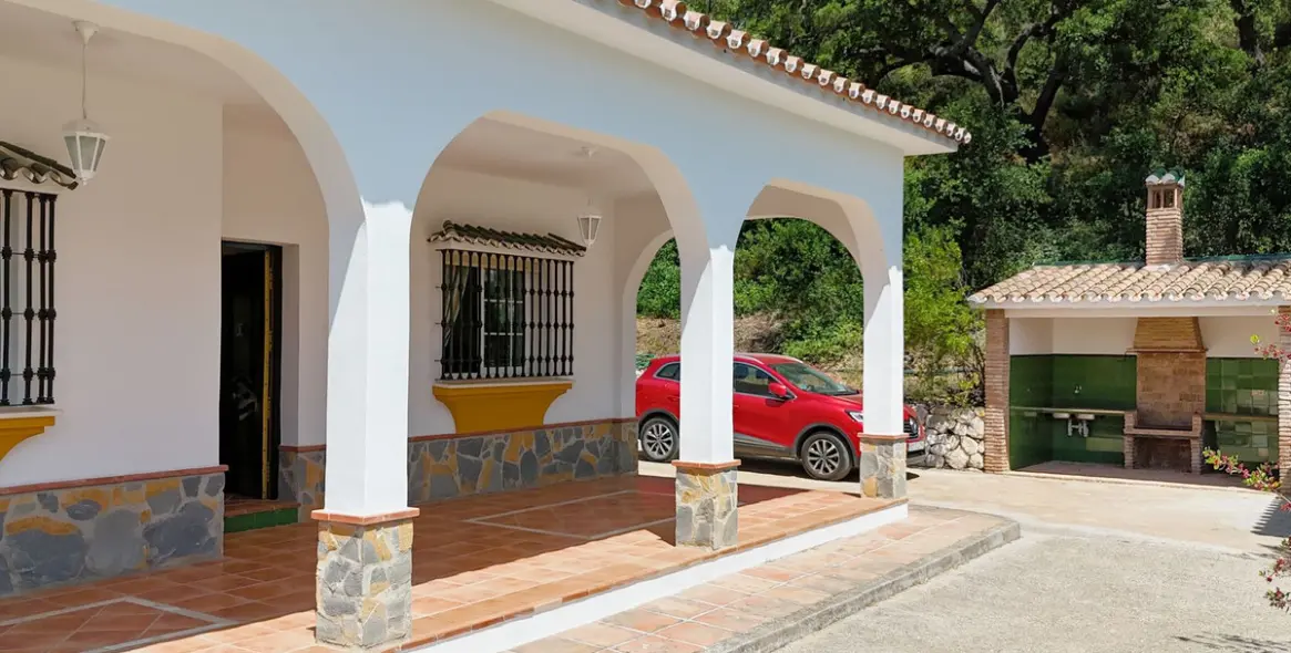 Продажа  отдельно стоящей виллы в Alhaurín el Grande 12