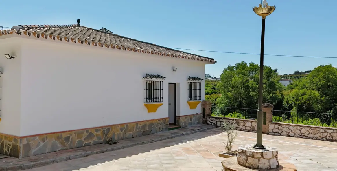 Продажа  отдельно стоящей виллы в Alhaurín el Grande 9