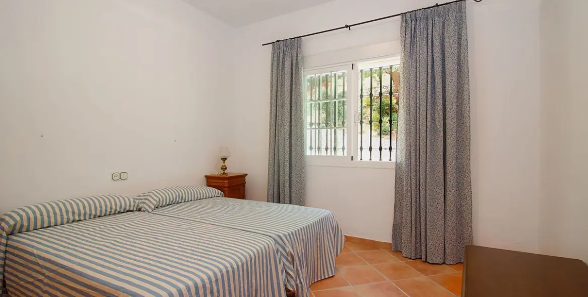 Продажа  отдельно стоящей виллы в Alhaurín el Grande 28