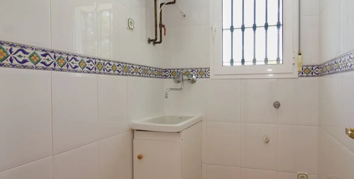 Продажа  отдельно стоящей виллы в Alhaurín el Grande 35