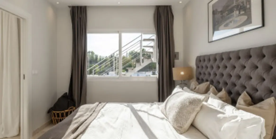 Sale of penthouse in La Quinta 8