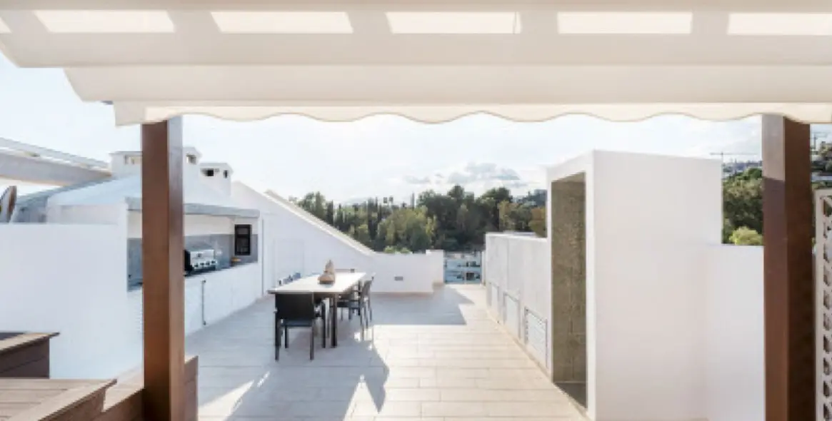 Sale of penthouse in La Quinta 18