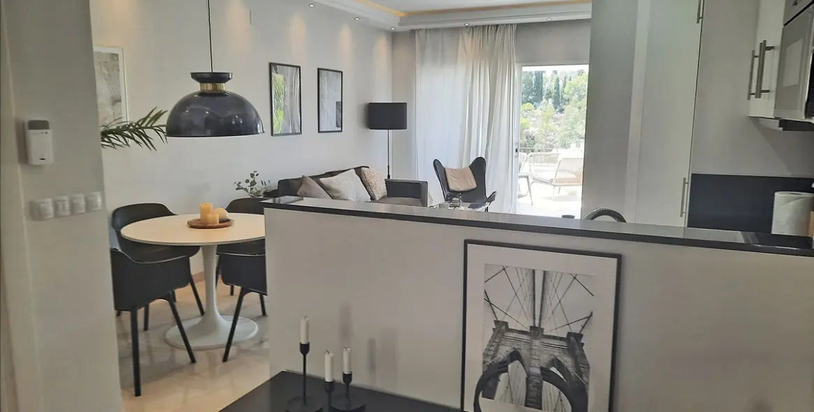 Venta de ático en La Quinta 24