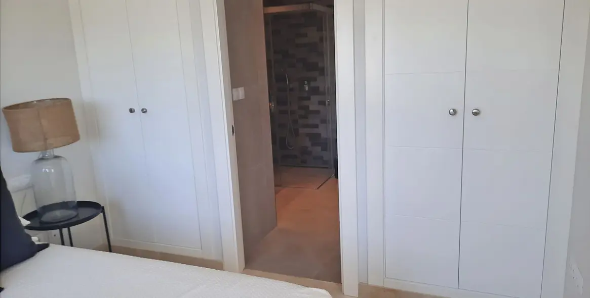 Venta de ático en La Quinta 26