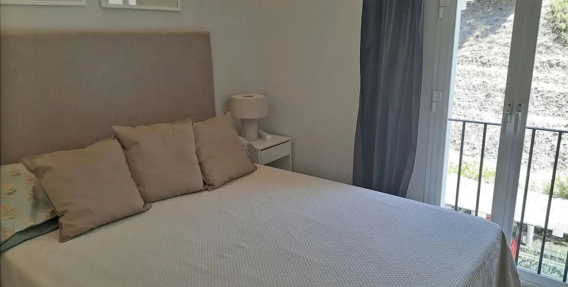 Venta de ático en La Quinta 27