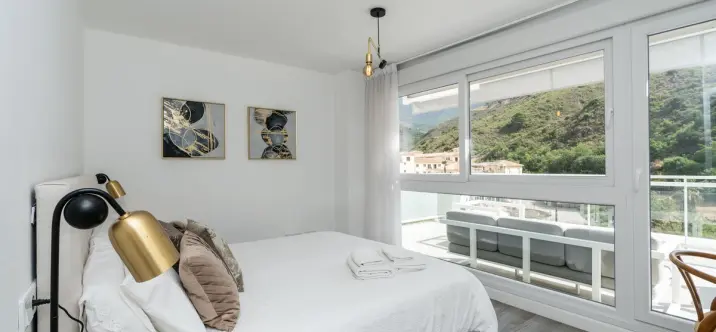 Sale of penthouse in Benahavís 1