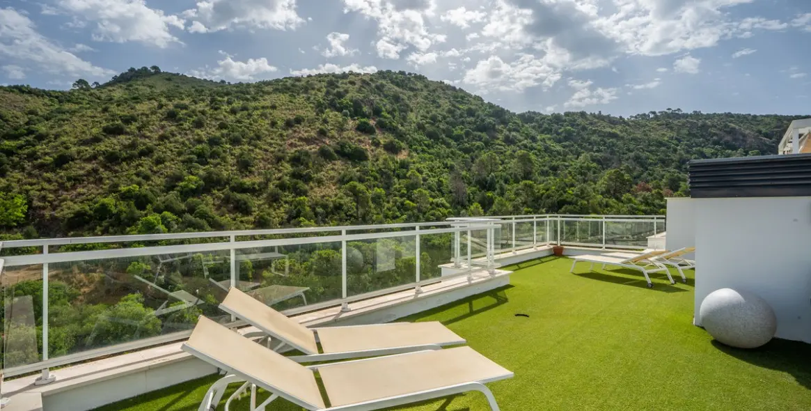 Sale of penthouse in Benahavís 5