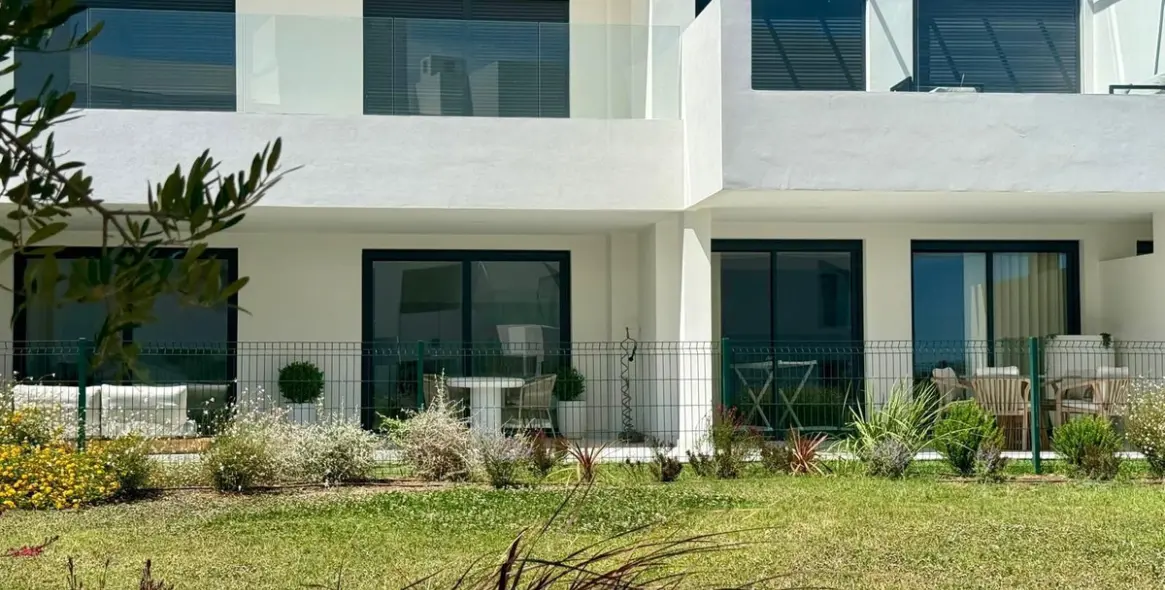 Sale of ground floor apartment in Casares Playa 17