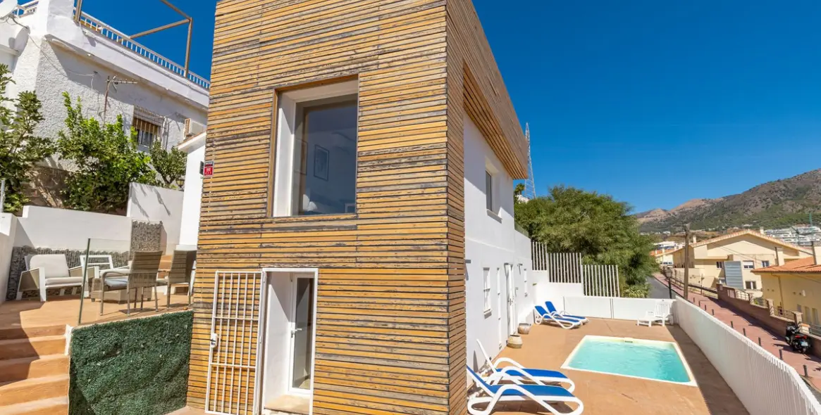 Продажа  отдельно стоящей виллы в Torreblanca 26