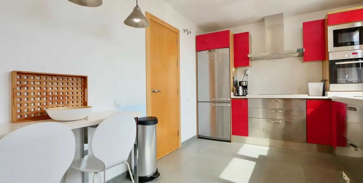 Sale of penthouse in Altos de los Monteros 21