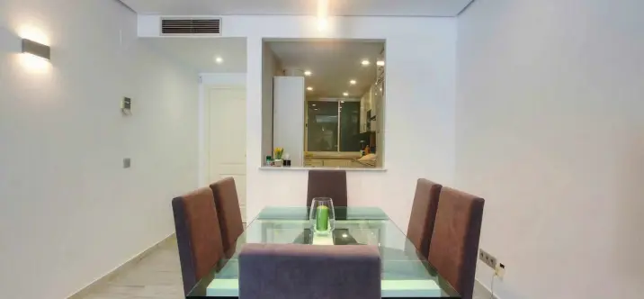 Venta de apartamento en planta baja en Elviria 2