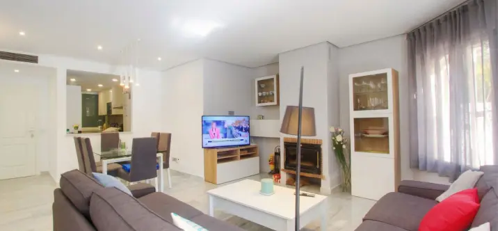 Venta de apartamento en planta baja en Elviria 3