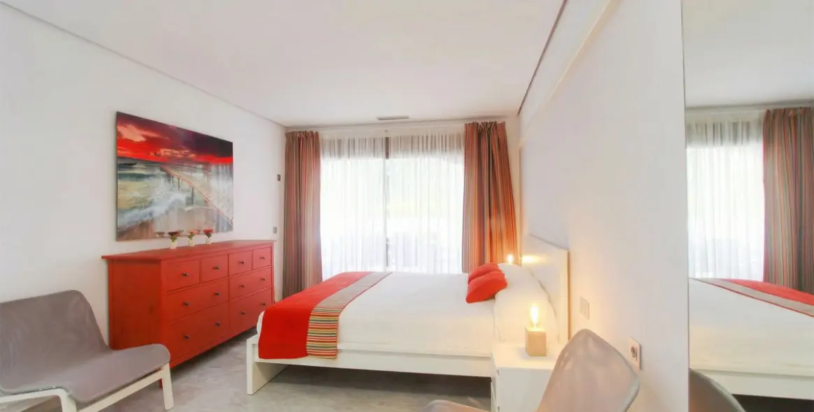 Продажа апартаментов на первом этаже в Elviria 6