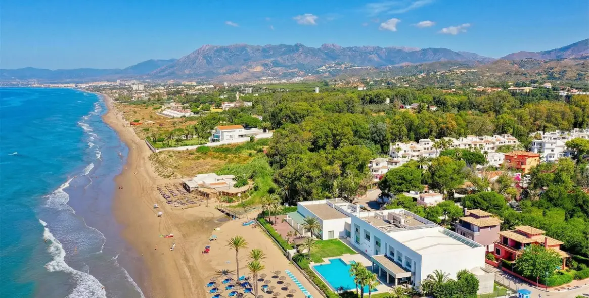 Продажа апартаментов на первом этаже в Elviria 17