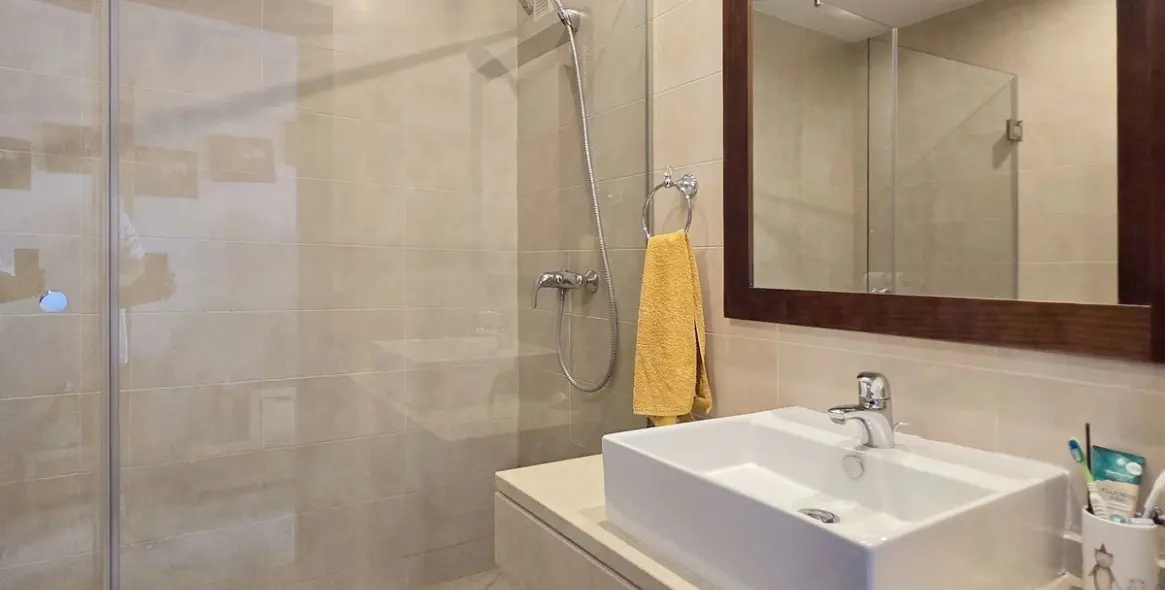 Sale of penthouse duplex in Altos de los Monteros 19