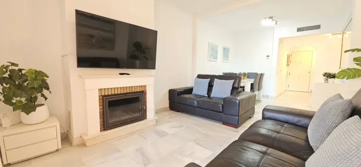 Продажа апартаментов на первом этаже в Hacienda del Sol 3