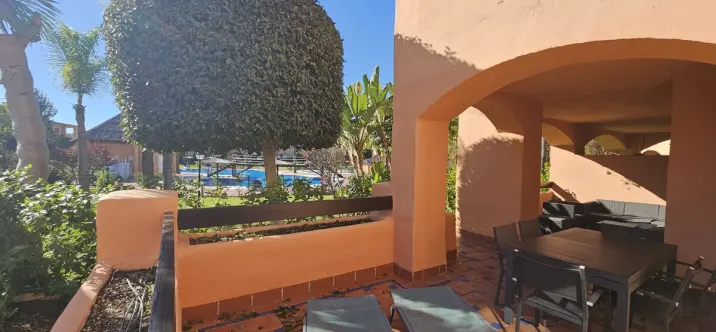 Sale of ground floor apartment in Hacienda del Sol 2