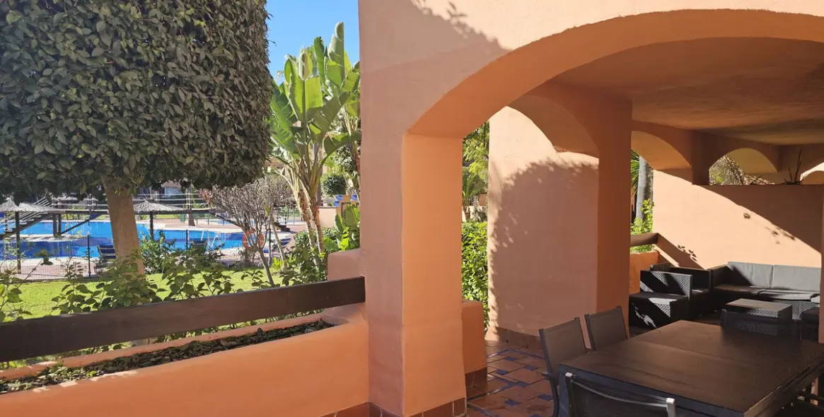 Venta de apartamento en planta baja en Hacienda del Sol 19