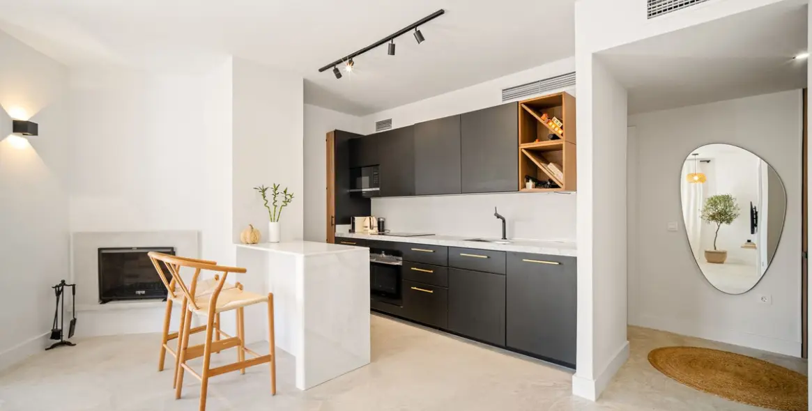 Sale of middle floor apartment in Nueva Andalucía 8