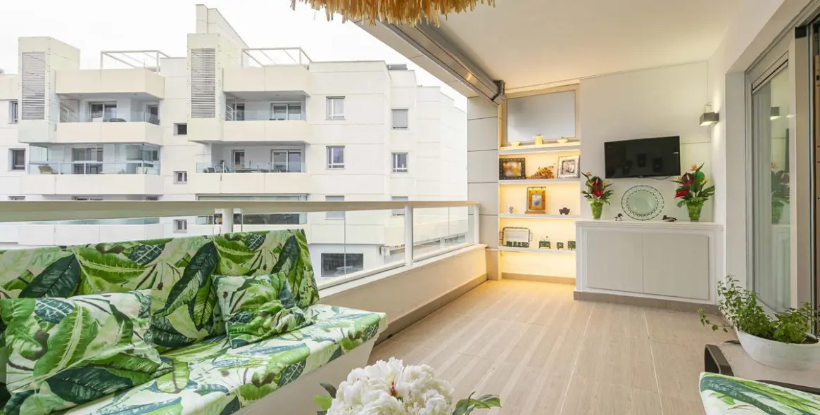 Продажа апартаментов на среднем этаже в San Pedro de Alcántara 2