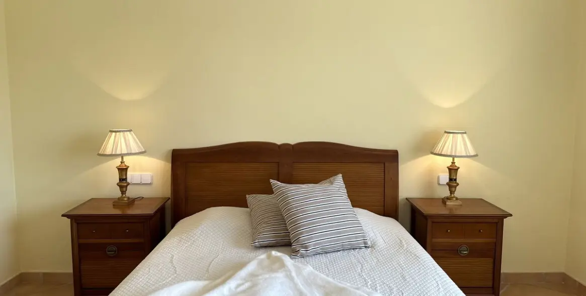 Продажа дома на две семьи в San Pedro de Alcántara 25