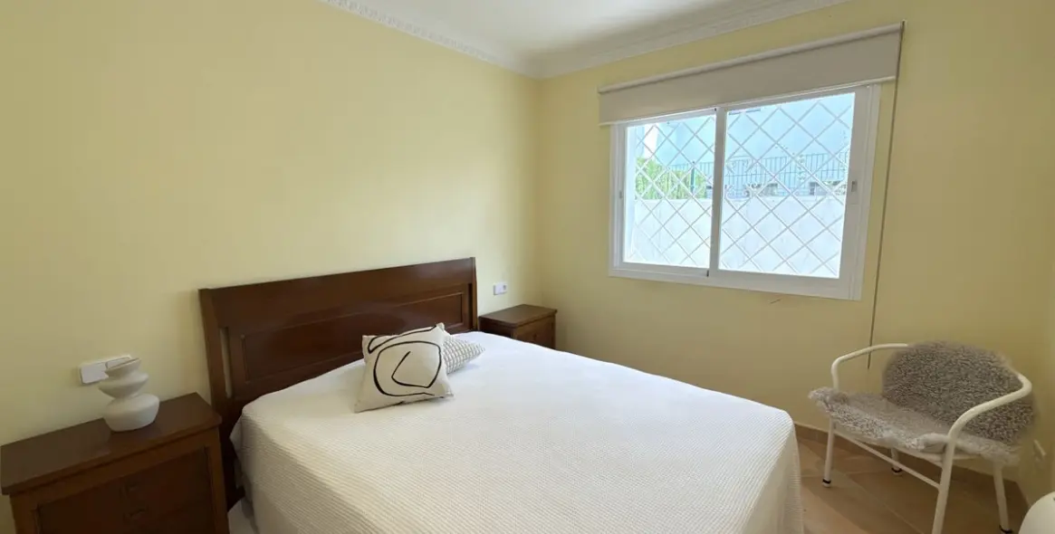 Продажа дома на две семьи в San Pedro de Alcántara 34