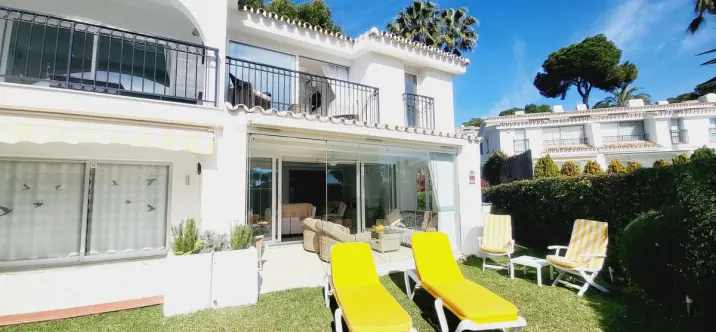 Продажа таунхауса в Miraflores 1