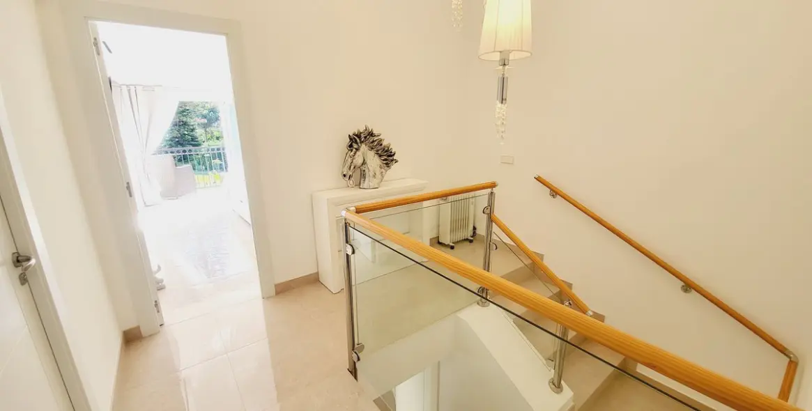 Sale of townhouse in Miraflores 27