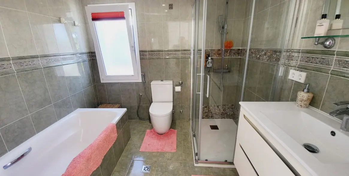 Sale of townhouse in Miraflores 37