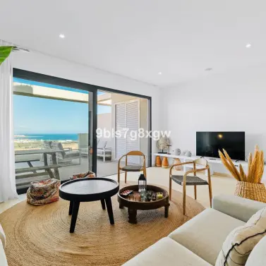 Venta de apartamento en planta media en Casares Playa