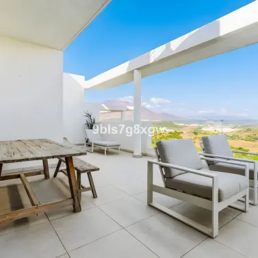 Venta de apartamento en planta media en Casares Playa