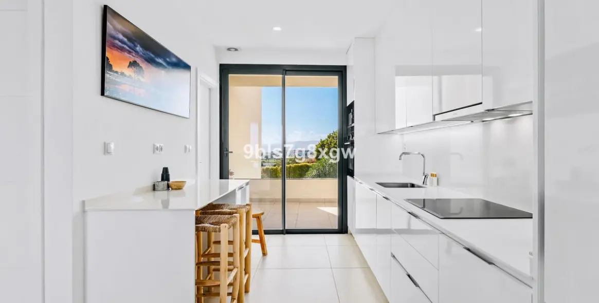 Venta de apartamento en planta media en Casares Playa 13