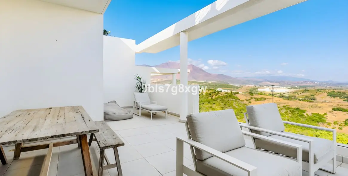Venta de apartamento en planta media en Casares Playa 29