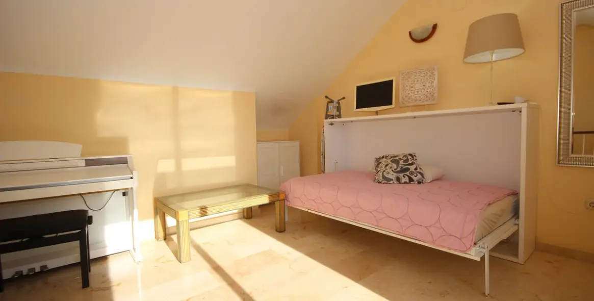 Продажа таунхауса в El Rosario 12