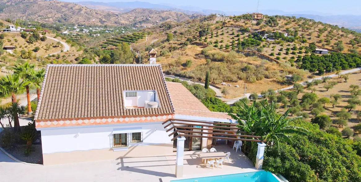 Продажа финки в Coín 5