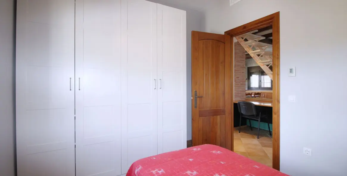 Продажа финки в Coín 36