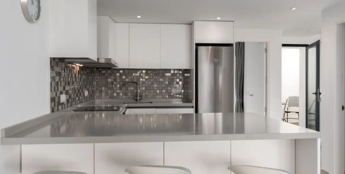 Sale of townhouse in La Mairena 24