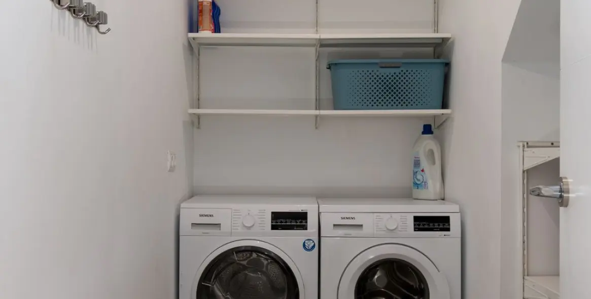 Sale of townhouse in La Mairena 30