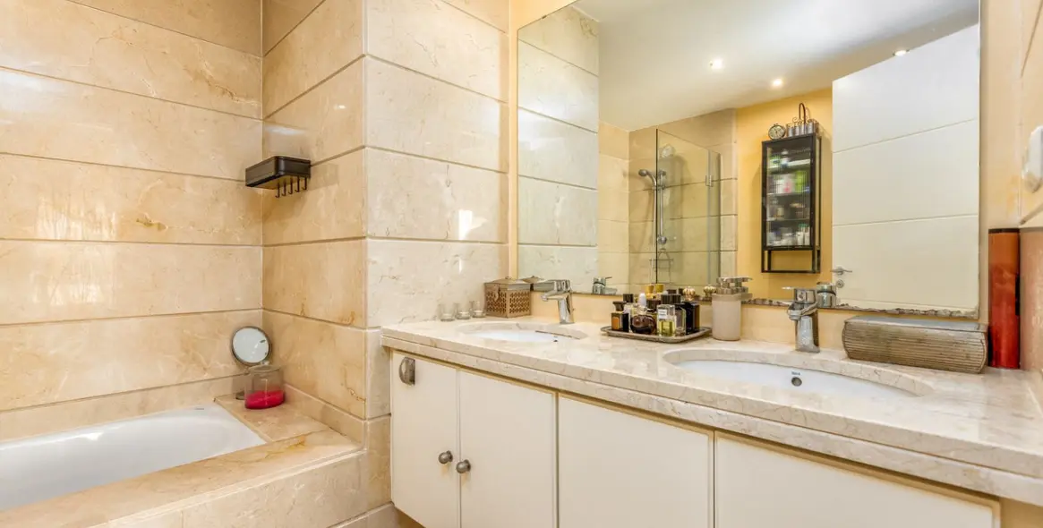 Sale of townhouse in La Cala Golf 15