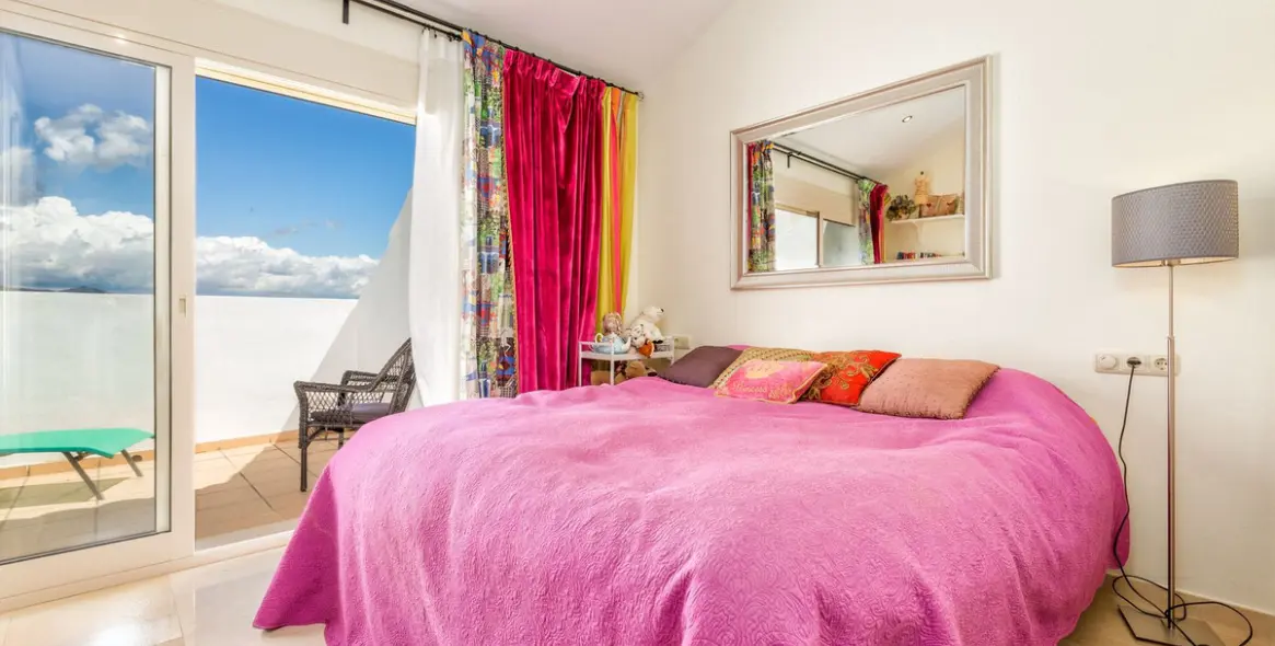 Sale of townhouse in La Cala Golf 19