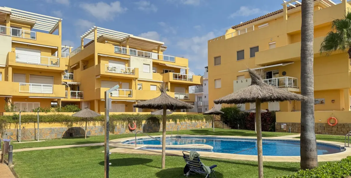 Продажа апартаментов на среднем этаже в La Cala 4