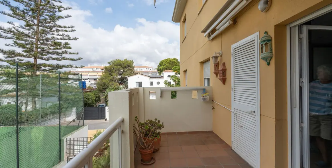 Продажа апартаментов на среднем этаже в La Cala 15