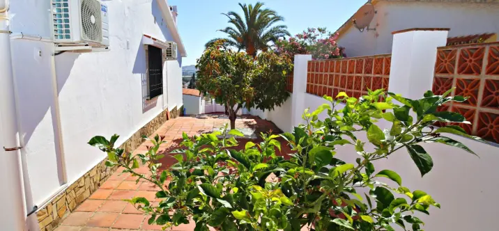 Venta de villa independiente en Caleta de Vélez 1