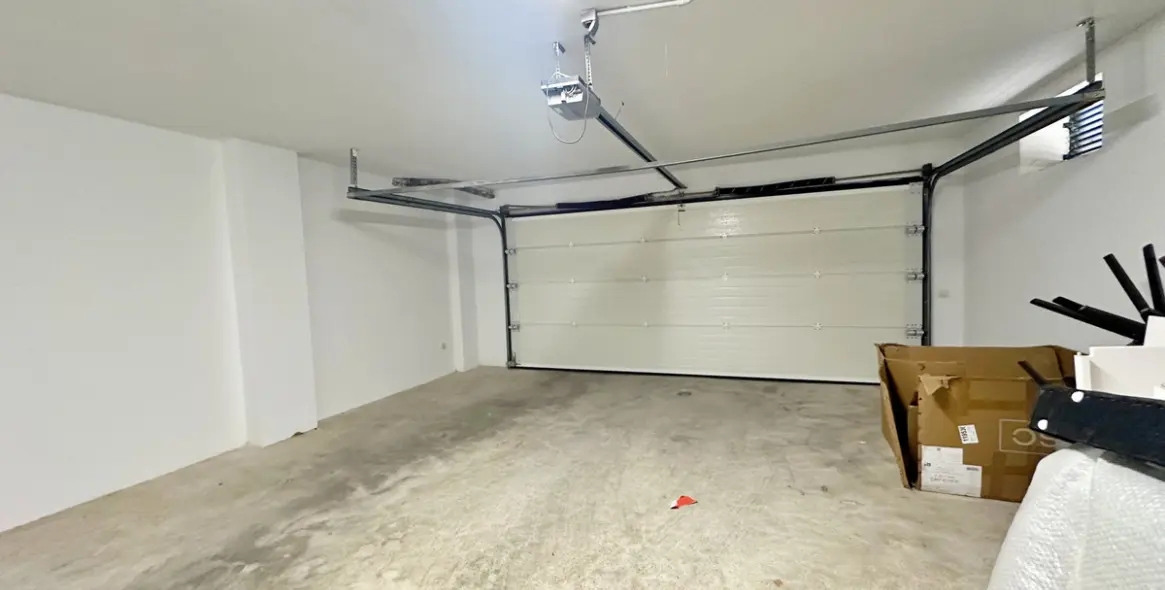 Продажа дома на две семьи в Benahavís 16