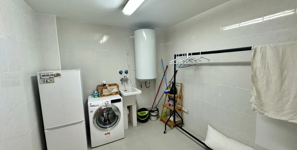 Продажа дома на две семьи в Benahavís 19