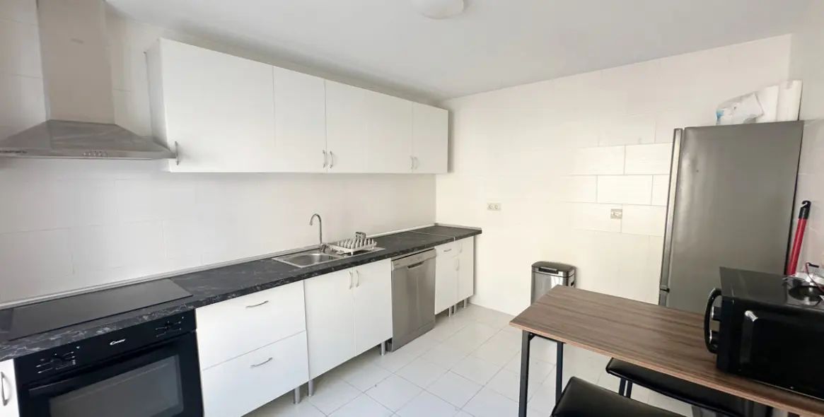 Продажа дома на две семьи в Benahavís 20