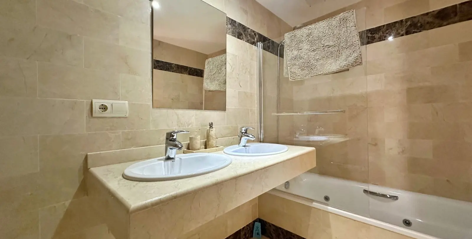 Sale of semi-detached house in Benahavís 6
