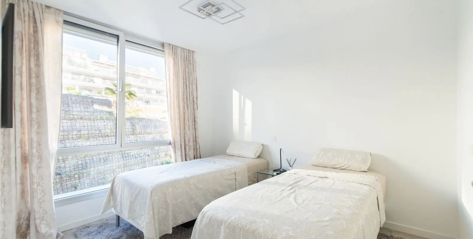 Sale of townhouse in Cancelada 17
